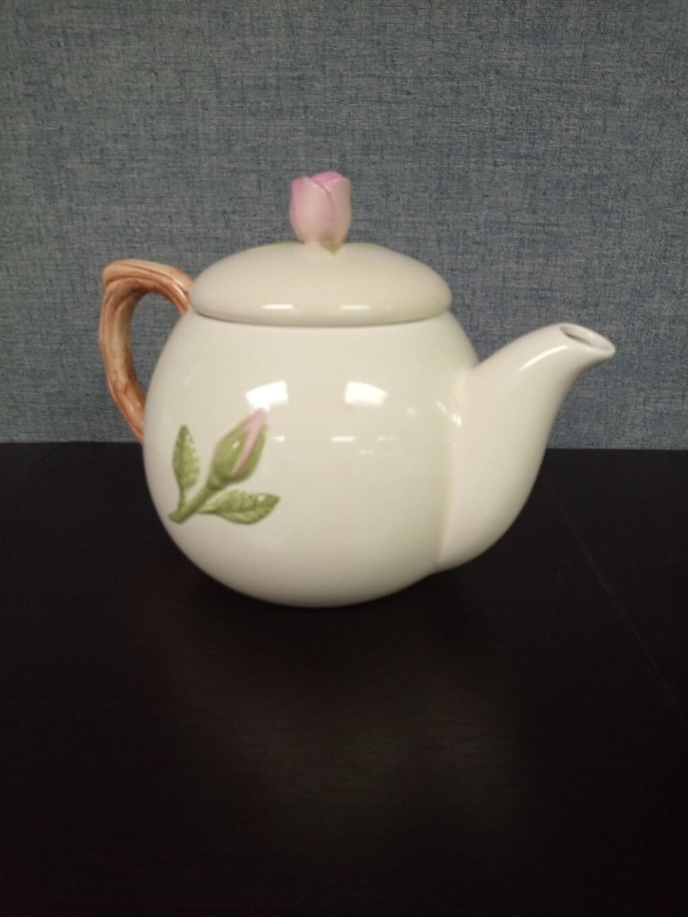 Vintage Teleflora Pink Rose Ceramic TeaPot from the 1980's - Picture 2 of 9